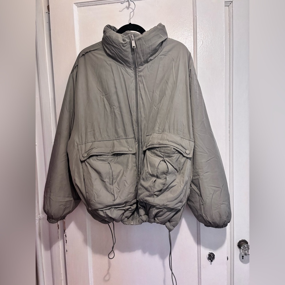 Free People Duvet Bomber Puffer in Sage Oversized Slouchy size Large - Picture 2 of 6